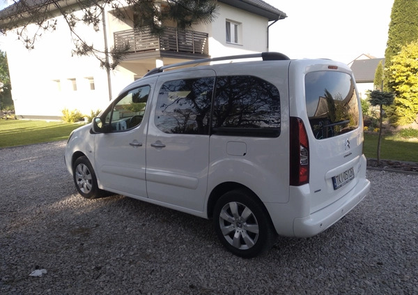 Citroen Berlingo cena 39999 przebieg: 162422, rok produkcji 2015 z Głuszyca małe 277